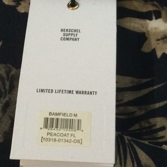 Herchel Tote Bamfield Mid - Picture 9 of 10